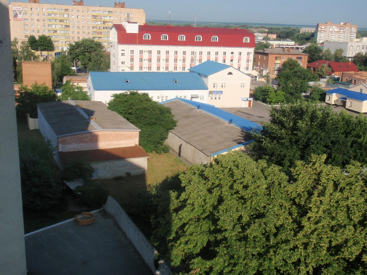 Миргород. Квартира Посуточно Центр. Евроремонт Exteriör bild